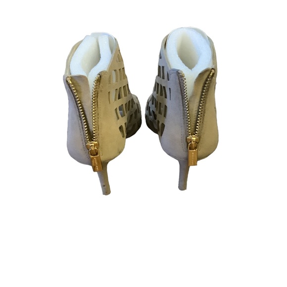 MICHAEL Michael Kors YVONNE Taupe Suede Back Zip Stiletto Heel-Size 7 - Picture 8 of 12